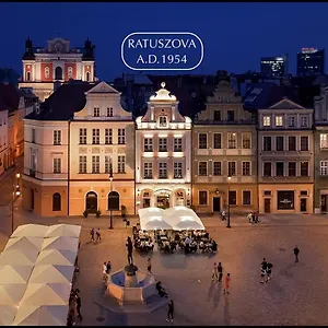 Ratuszova Stary Rynek Old Market Square Premium & Restaurant Ad 1954 Appartamento