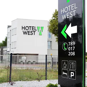 2* Szálloda West - Airport